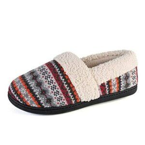 RockDove Women's Sweater Knit Plus House Shoe - 7